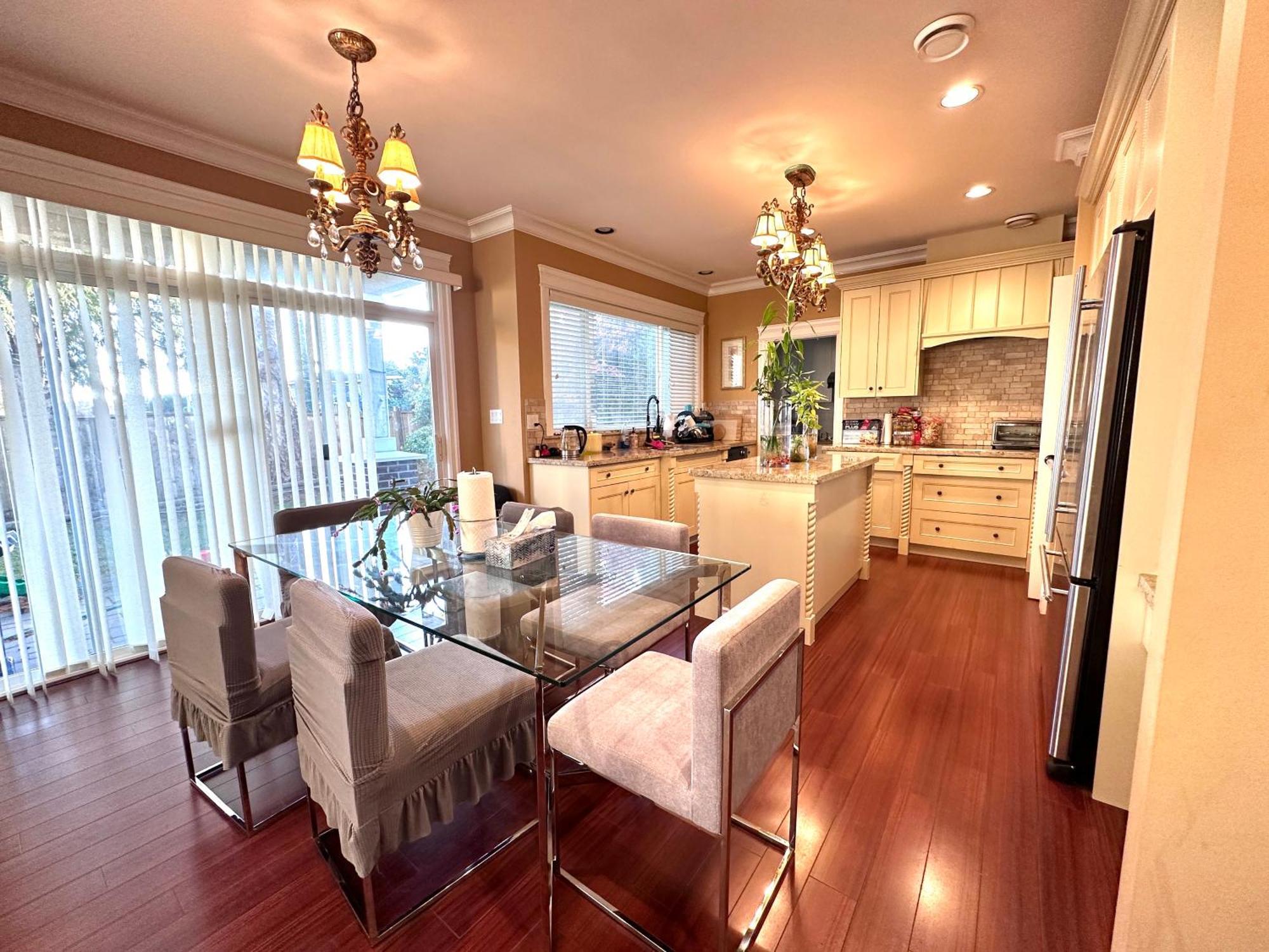 Vancouver Luxury Homestay Ричмонд Экстерьер фото
